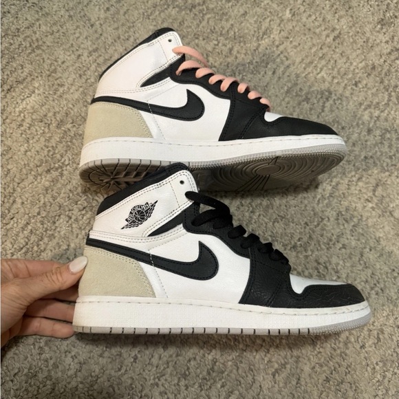 Nike Other - Jordan 1 Retro OG High Stage Haze No Box Sz 7 Y/ 8.5 Women Excellent Condition